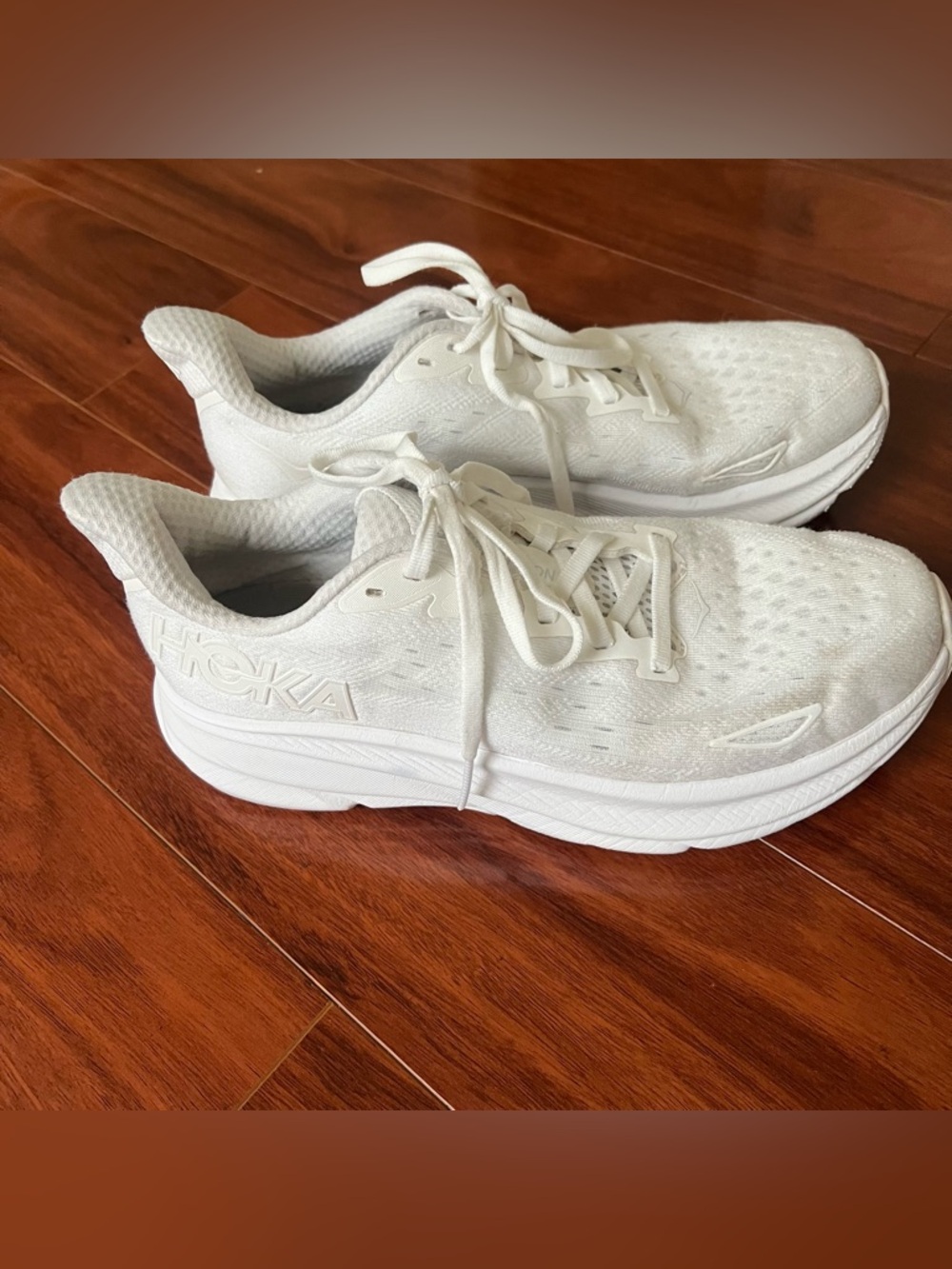 Hoka Clifton 9 Running Sneakers, White